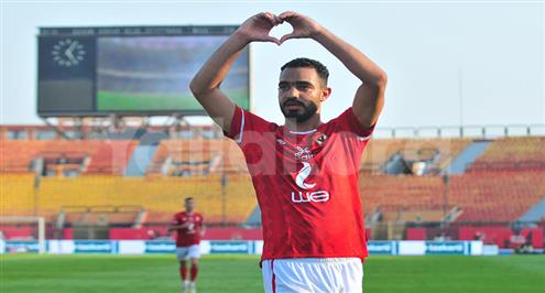 أحمد غريب باكيًا: أستحق البقاء في الأهلي والرحيل عنه صعب